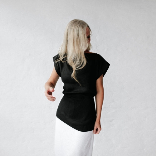Lniany top asymetryczny czarny